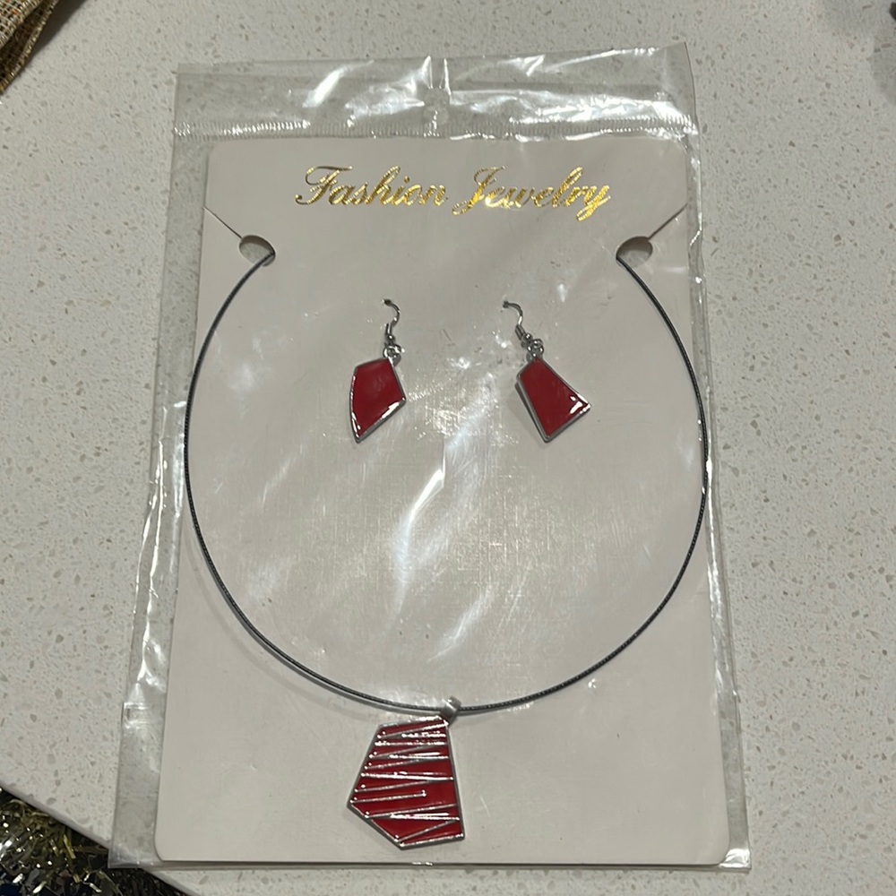 Jewelry set. Earrings and necklace